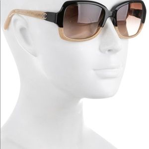 Chanel sunglasses 😎